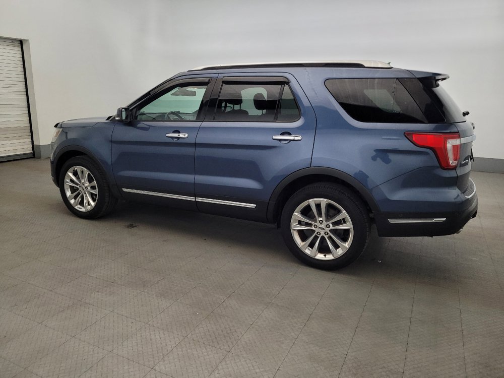 Used 2018 Ford Explorer Limited w/ Equipment Group 301A AWD/4WD image 3