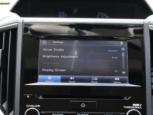 Used 2022 Subaru Impreza 2.0i Premium image 19