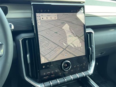 New 2025 GMC Acadia Elevation image 17