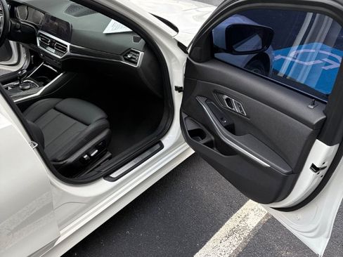 Used 2021 BMW 330i Sedan w/ Driving Assistance Package RWD image 26