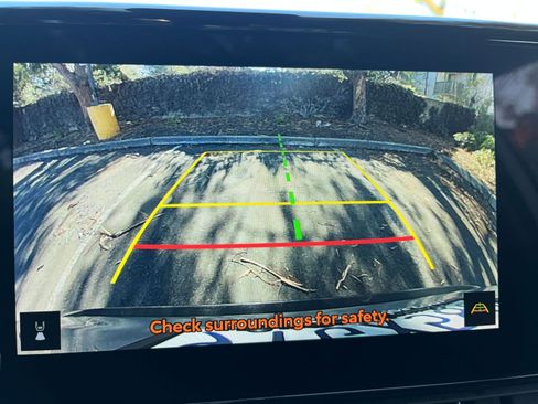 Used 2025 Toyota RAV4 XLE image 18