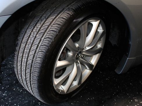 Used 2015 INFINITI Q60 Journey w/ Premium Package RWD image 32