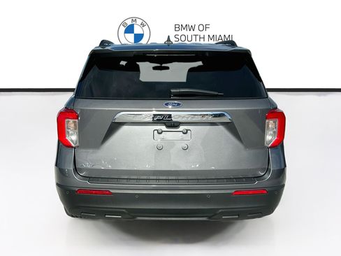 Used 2024 Ford Explorer XLT RWD image 6