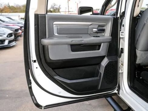 Used 2019 RAM 1500 Big Horn RWD image 41