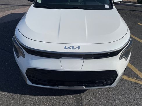 Used 2023 Kia Niro Wind image 23