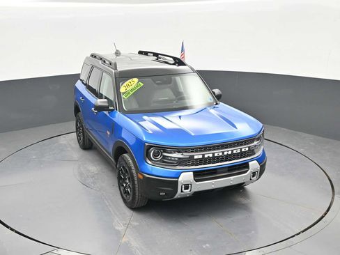Certified 2025 Ford Bronco Sport Outer Banks AWD/4WD image 26