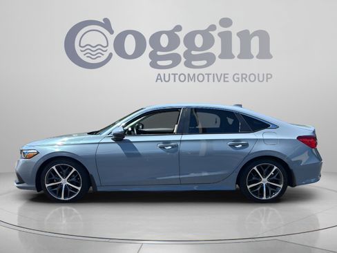 Certified 2023 Honda Civic Touring image 2