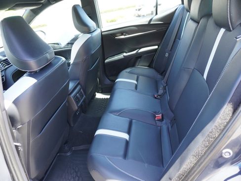 Used 2025 Toyota Camry SE w/ Convenience Package FWD image 13