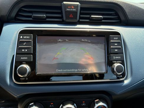 Used 2025 Nissan Versa SV FWD image 21