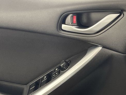 Used 2016 MAZDA CX-5 Touring image 17