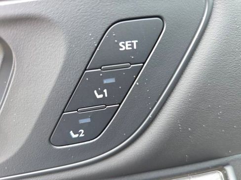 New 2025 Nissan Rogue SL w/ Tech Package image 14