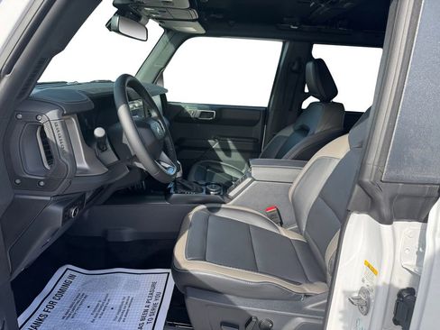 New 2025 Ford Bronco Outer Banks image 11