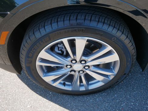 Used 2025 Cadillac XT5 Premium Luxury w/ LPO, Floor Liner Package AWD/4WD image 16