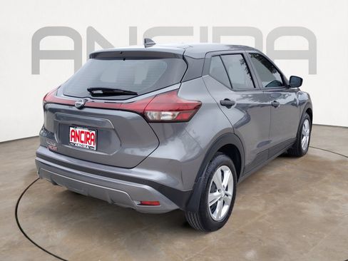 Used 2025 Nissan Kicks Play S FWD image 14