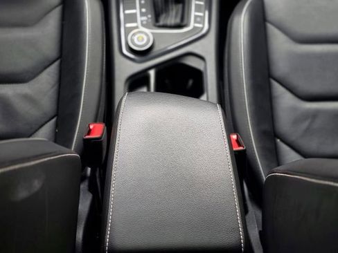 Used 2021 Volkswagen Tiguan SEL Premium R-Line AWD/4WD image 23