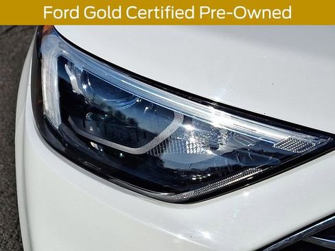 Used 2022 Ford Edge SEL w/ Convenience Package image 12