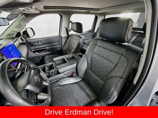 Used 2024 Toyota Tundra Limited AWD/4WD image 5