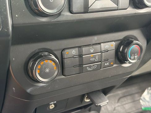 Used 2018 Ford F150 XL w/ Trailer Tow Package w/101A RWD image 9