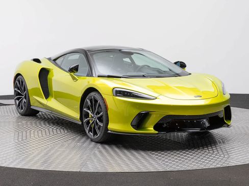 New 2027 McLaren GTS RWD image 39