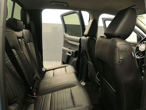 New 2025 Ford Ranger Lariat w/ FX4 Off-Road Package image 16