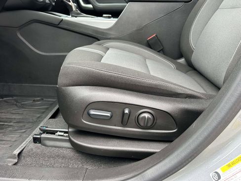 Used 2024 Chevrolet Blazer LT w/ Convenience Package image 19