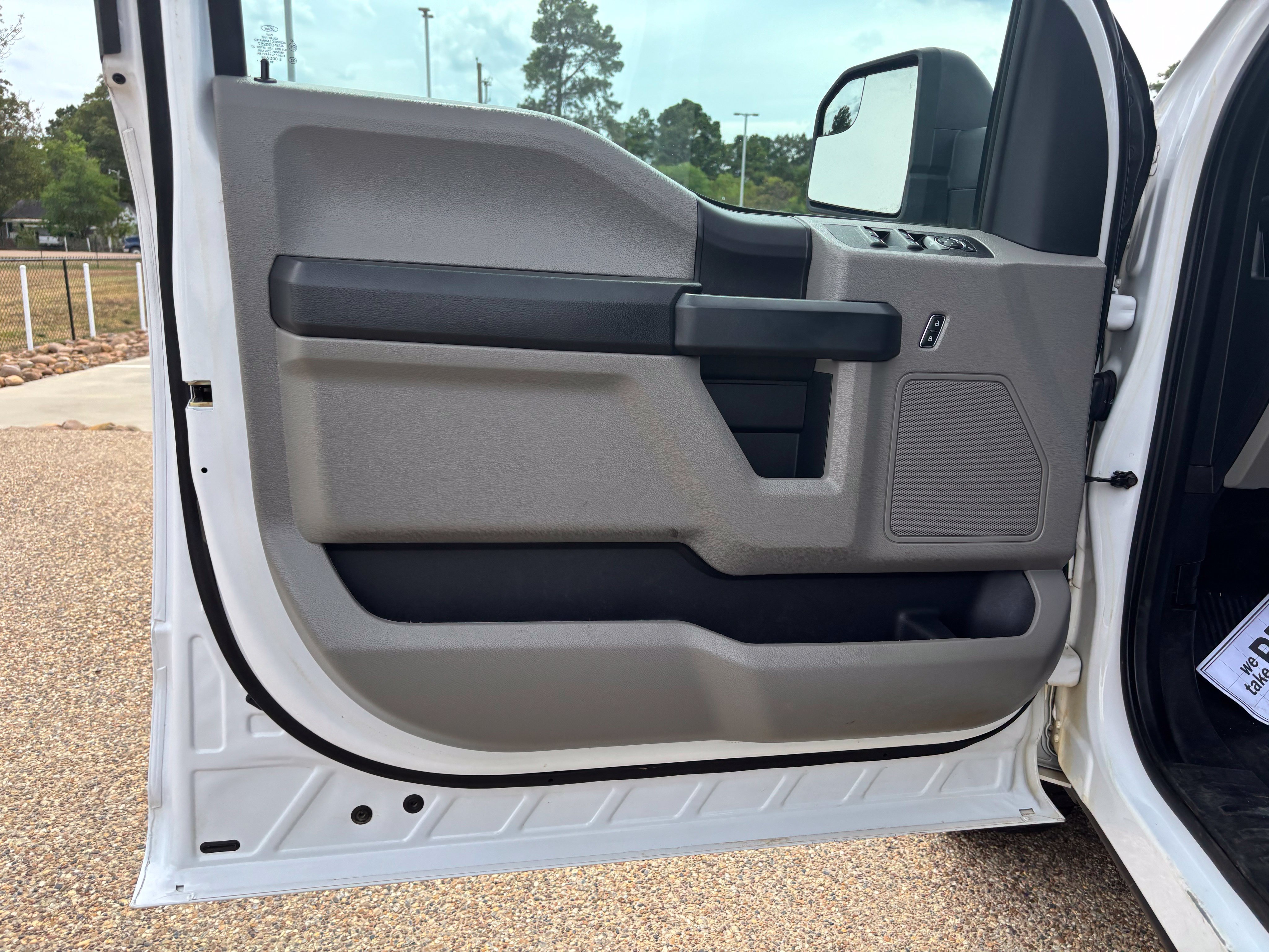 Used 2018 Ford F150 XL w/ Equipment Group 101A Mid AWD/4WD image 24