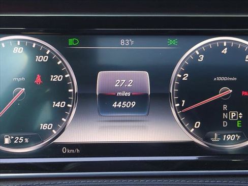 Used 2017 Mercedes-Benz S 550 Sedan image 11
