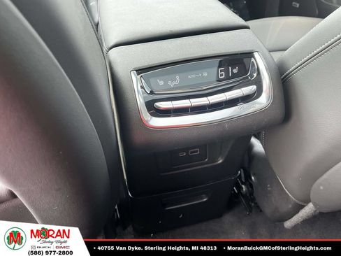 Certified 2023 Cadillac XT6 Premium Luxury FWD image 11