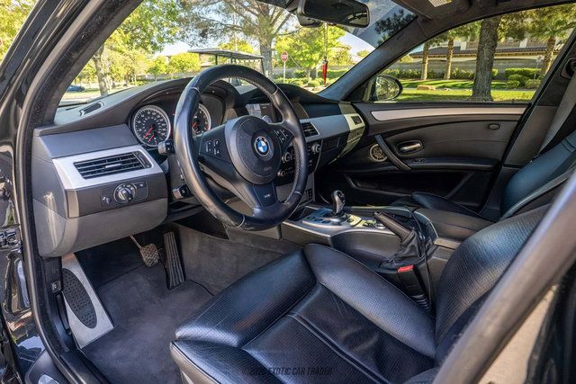 Used 2010 BMW M5 RWD image 30