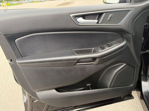 Used 2024 Ford Edge SE AWD/4WD image 13