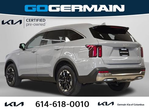 Certified 2024 Kia Sorento S w/ Panoramic Sunroof Package AWD/4WD image 10