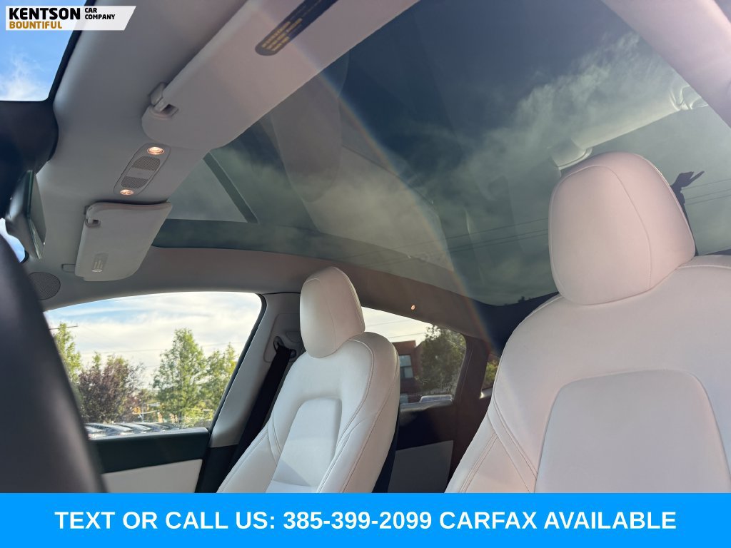 Used 2022 Tesla Model Y Performance AWD/4WD image 19