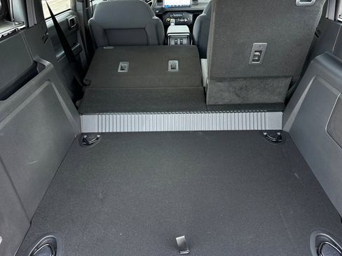 New 2025 Ford Bronco 4-Door w/ Sasquatch Package image 14