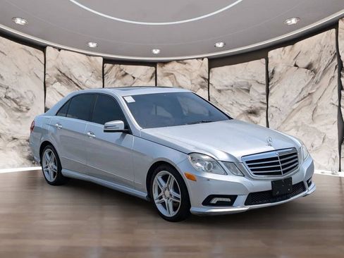 Used 2011 Mercedes-Benz E 350 4MATIC Sedan image 16