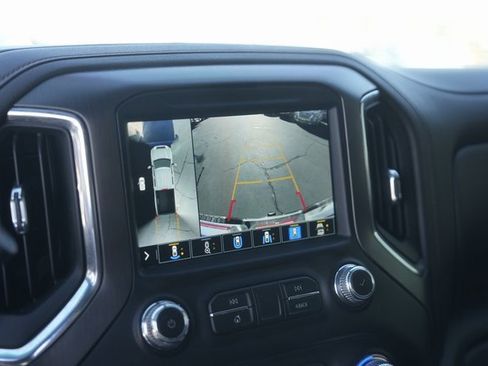 Used 2022 GMC Sierra 2500 AT4 w/ AT4 Preferred Package image 27