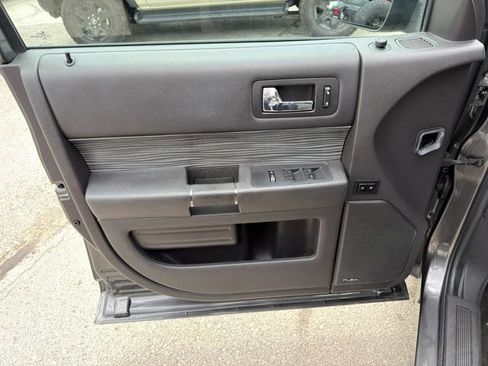 Used 2019 Ford Flex SEL w/ Equipment Group 202A FWD image 19