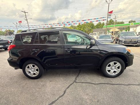 Used 2012 Toyota RAV4 4WD w/ Value Pkg image 4