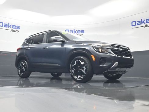 New 2026 Kia Seltos EX AWD/4WD image 39