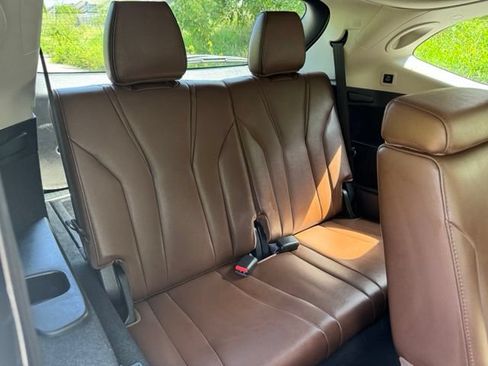 Used 2023 Acura MDX SH-AWD w/ Advance Package image 19