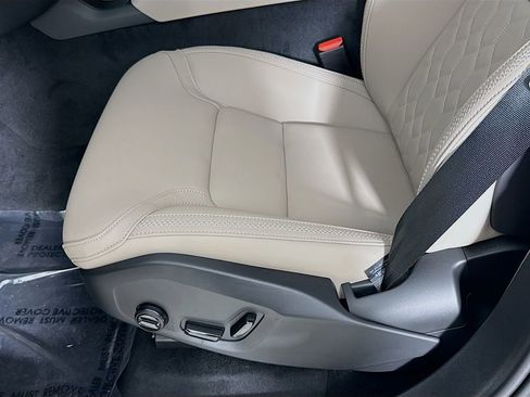 New 2026 Volvo XC90 B6 Plus w/ Protection Package Premier image 20