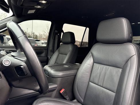 Used 2021 Chevrolet Tahoe Z71 image 12