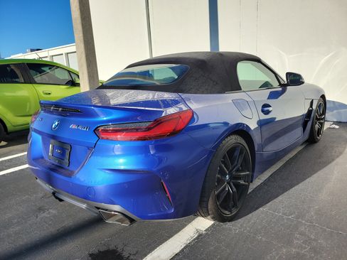 Used 2025 BMW Z4 M40i w/ Premium Package image 3