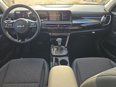 New 2026 Kia Seltos S FWD image 12