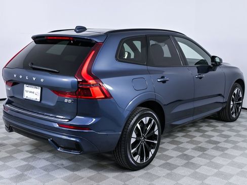 Used 2026 Volvo XC60 B5 Plus w/ Protection Package Premier image 29