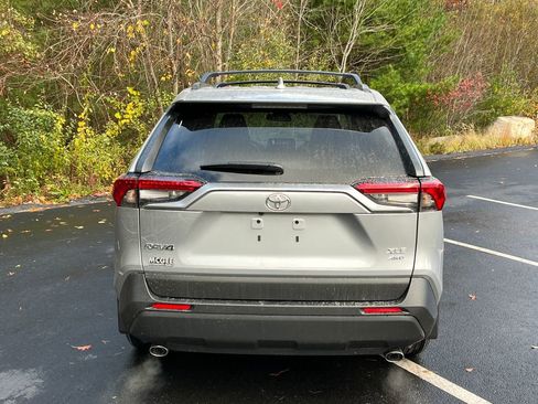 New 2025 Toyota RAV4 XLE w/ Convenience Package image 4