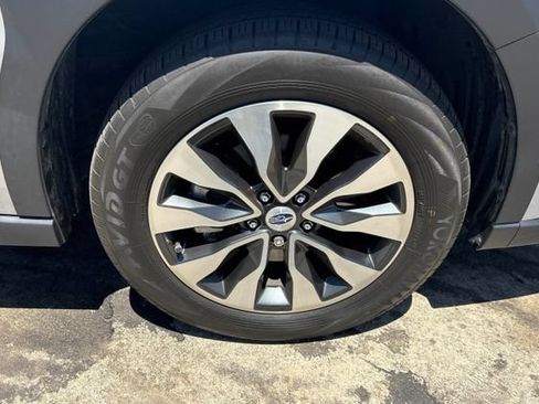 Used 2024 Subaru Outback Touring XT AWD/4WD image 5