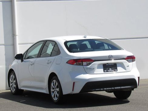 Certified 2024 Toyota Corolla LE FWD image 5