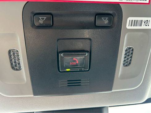 Used 2023 Toyota Camry SE image 31