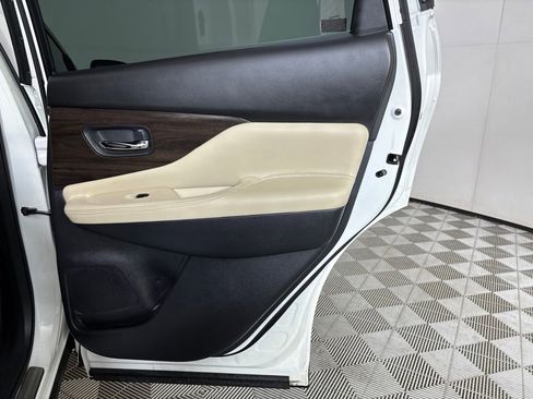 Used 2023 Nissan Murano Platinum w/ Cargo Package FWD image 27