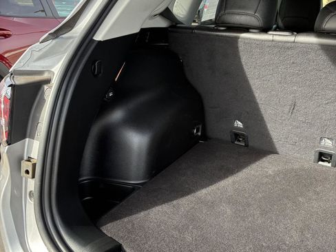 Used 2021 Jeep Compass Latitude w/ Driver Assistance Group image 14